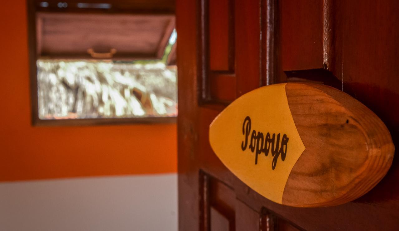 Simple Beach Lodge ลาส เปนีตาส ภายนอก รูปภาพ