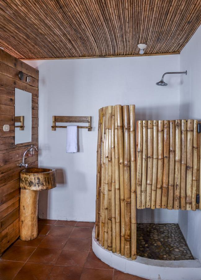 Simple Beach Lodge ลาส เปนีตาส ภายนอก รูปภาพ