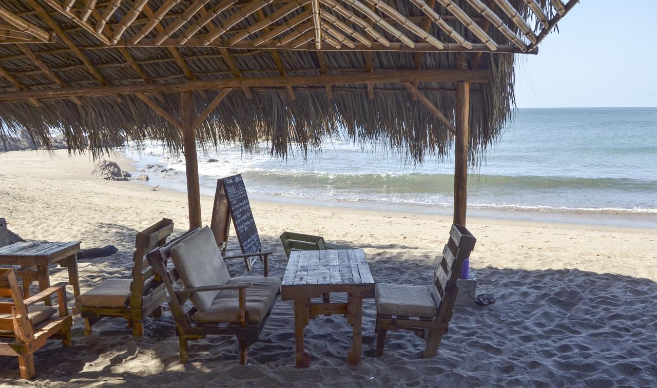 Simple Beach Lodge ลาส เปนีตาส ภายนอก รูปภาพ